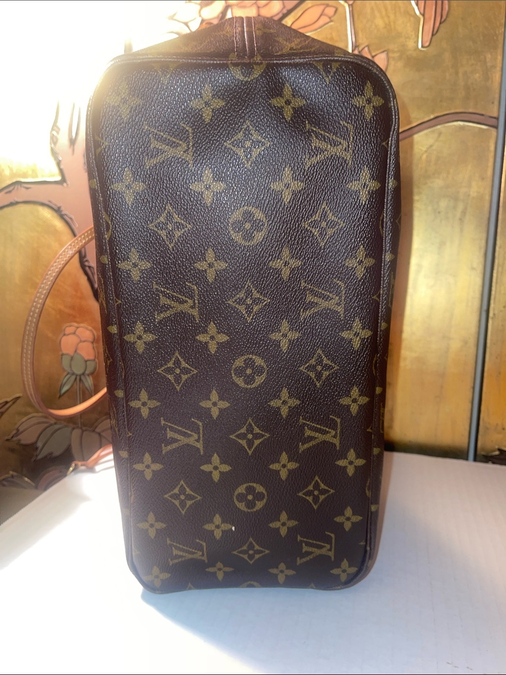 Louis Vuitton Neverfull - Picture 7 of 17